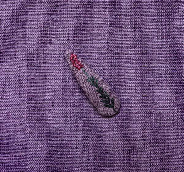 lavender|light red(plum)